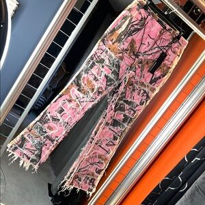 ✨ 💗 Rockstar Original Ultra-Distressed Pink Camo Statement Jeans ✨ 💕